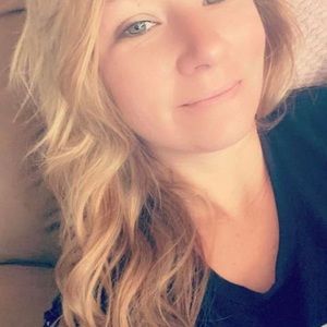 Meet your Posher, Brooki